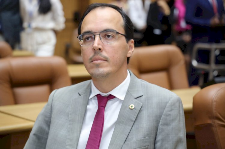 Filhos de vítimas de feminicídio deverão receber auxílio financeiro