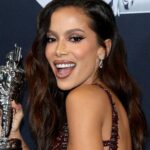 Anitta recebe Troféu Vanguarda no Prêmio Multishow