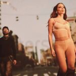 No clipe de “Looking For Love,” Alok e Anitta embarcam em uma busca pelo amor.