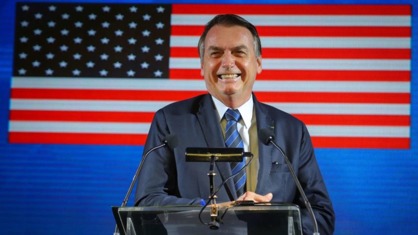 Direita invadiu a arena política pelo voto, diz Bolsonaro