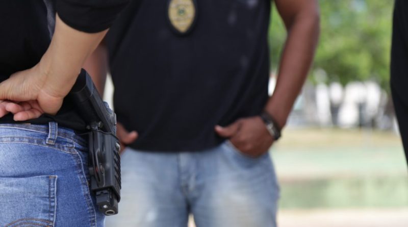 Mulher de advogado é presa suspeita de ter mandado matá-lo