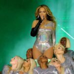 A Billboard elegeu Beyoncé como a maior estrela pop do século 21.