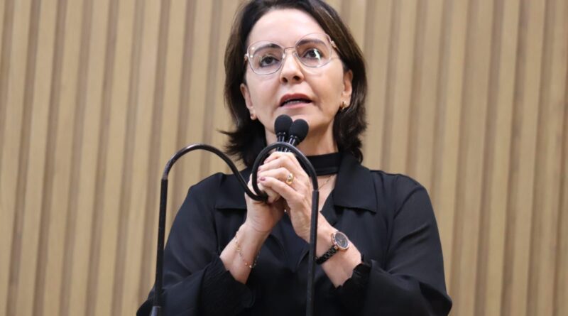 Prefeita eleita de Aracaju, Emilia anuncia mais dois secretários municipais e o superintendente da SMTT