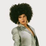 Negra Li dá início à jornada para seu próximo álbum com o lançamento do single “Black Money”.
