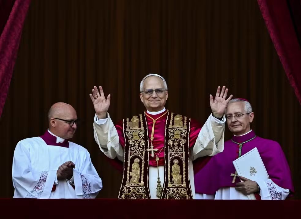 Leão XIV é o nome escolhido pelo novo papa, Robert Francis Prevost.