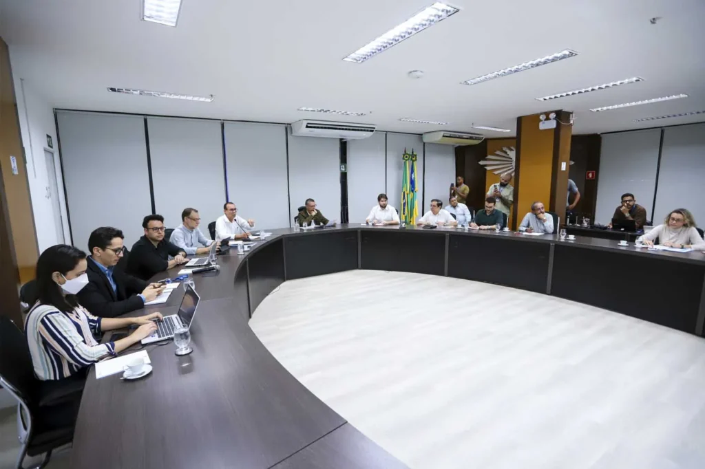 Reunião de alinhamento com governador debate cronograma da Educação em Sergipe no segundo semestre de 2025