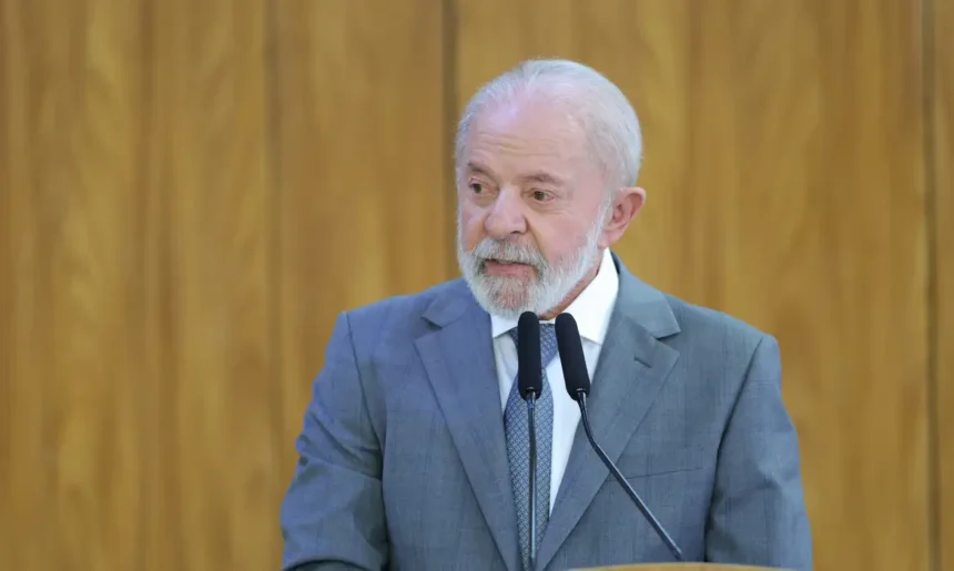 “Se ele cobrar 50, nós vamos cobrar 50”, diz Lula sobre Trump