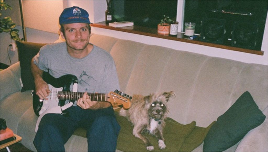 Após oito anos, Mac DeMarco volta ao Brasil para show único.