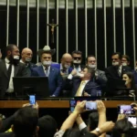 Oposição mantém ocupação no Senado contra prisão de Bolsonaro