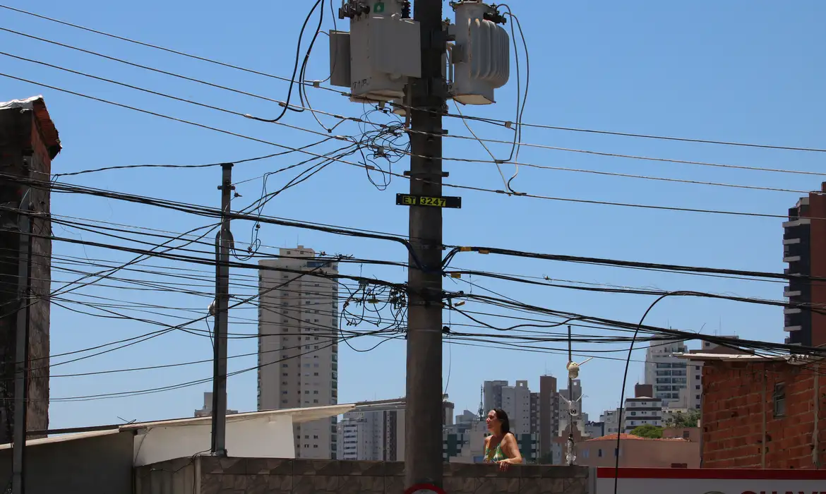 Penas mais severas para furto de cabos de energia entram em vigor - Imagem do artigo original