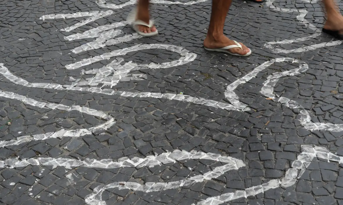 Mortes violentas caem 5,4% no Brasil em comparação com 2023 - Imagem do artigo original
