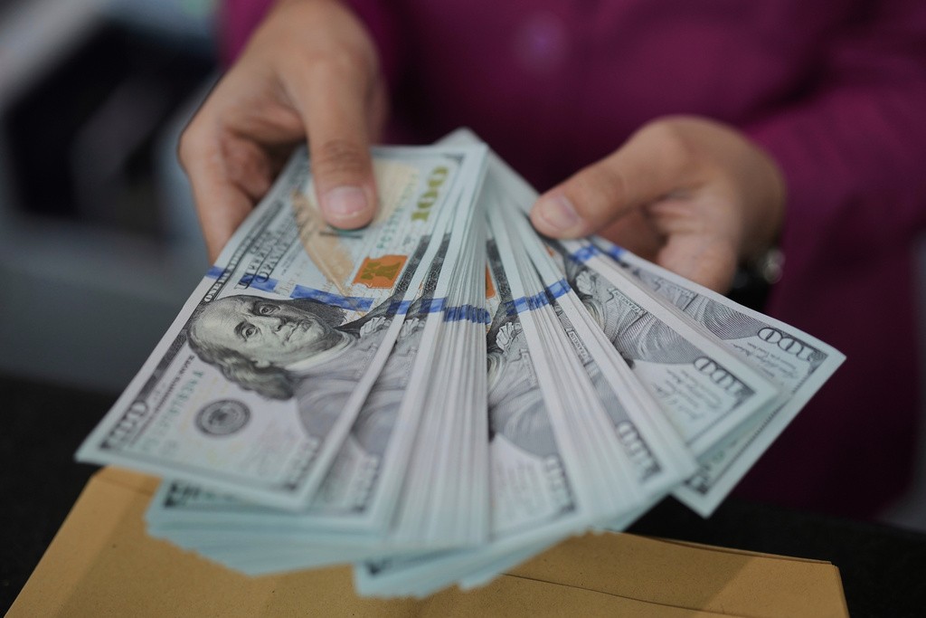 Dólar inicia pregão em leve alta à espera de pacote de socorro a exportadores - Imagem do artigo original