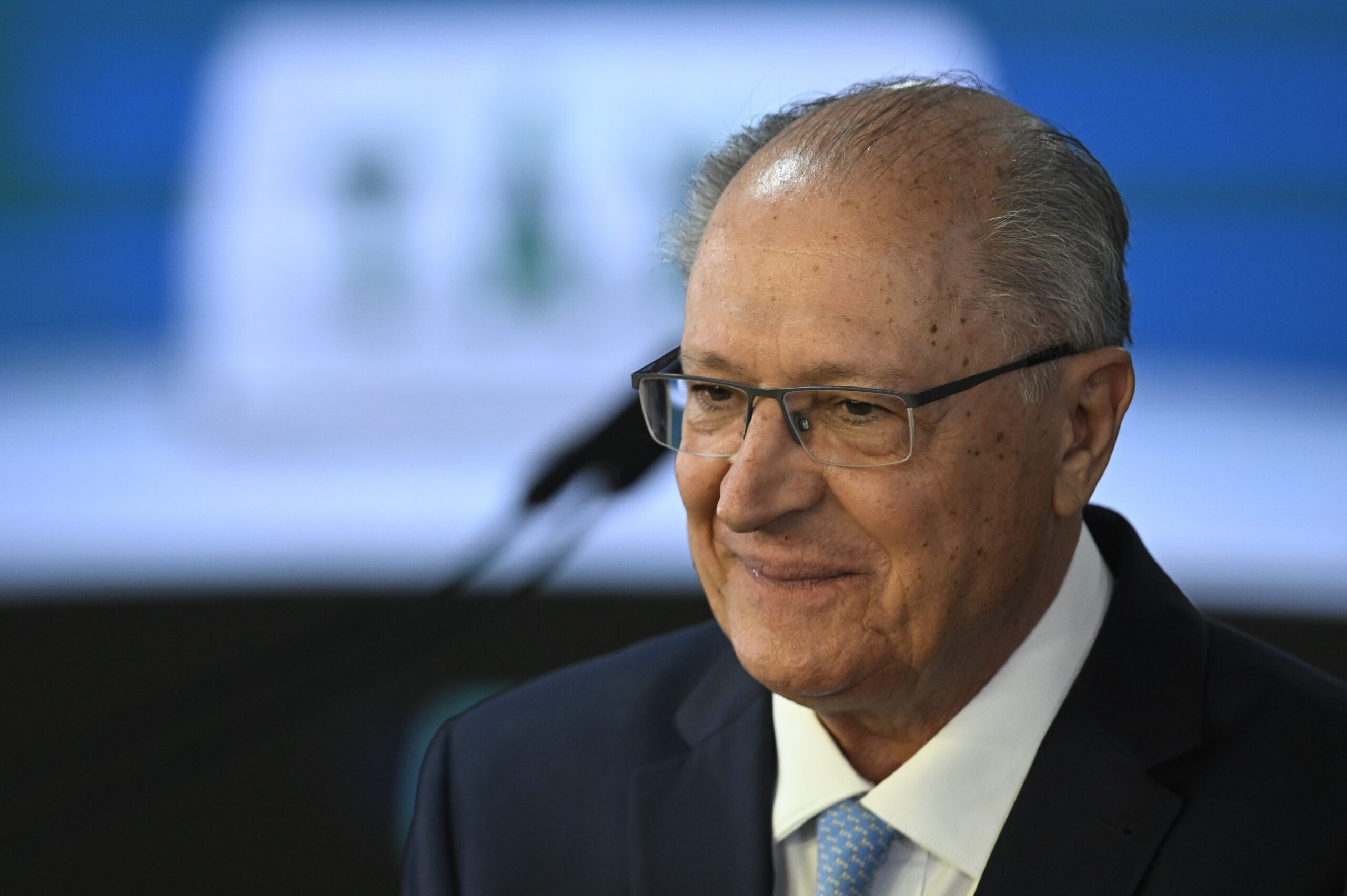 EUA reduzem tarifas para produtos brasileiros com aço e alumínio, anuncia Alckmin - Imagem do artigo original