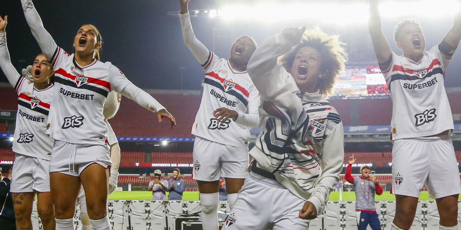 São Paulo elimina Ferroviária nos pênaltis e alcança a semifinal do Brasileirão Feminino - Imagem do artigo