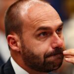 69% veem Eduardo Bolsonaro priorizando interesses da família, mostra Quaest