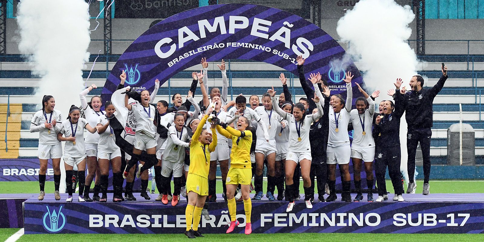 Corinthians supera Grêmio e conquista o Brasileiro Feminino Sub-17 - Imagem do artigo