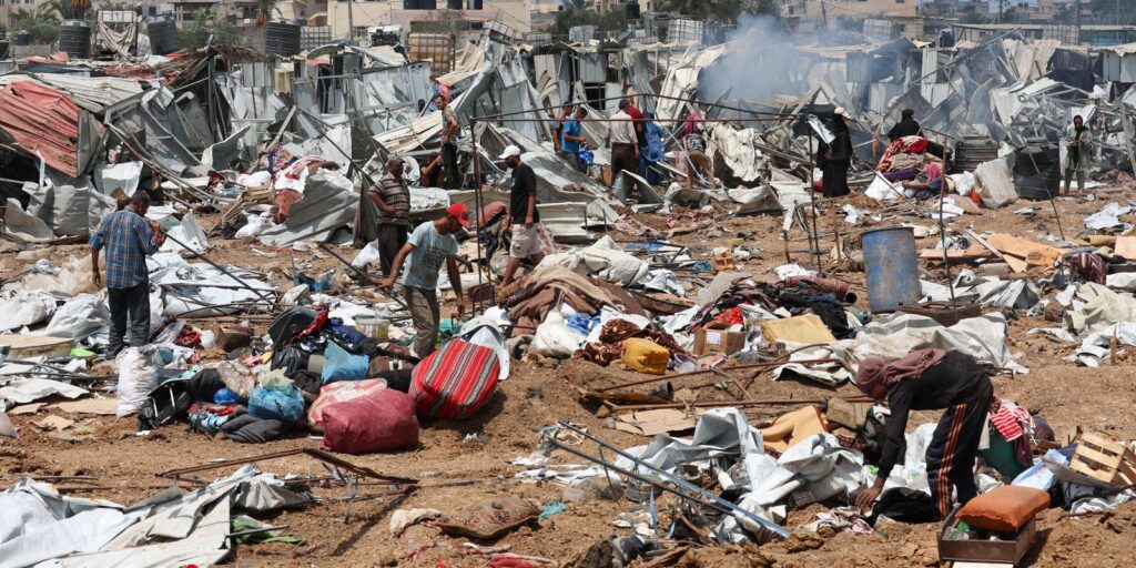 Israel invade novamente a cidade de Gaza, após intensos bombardeios
