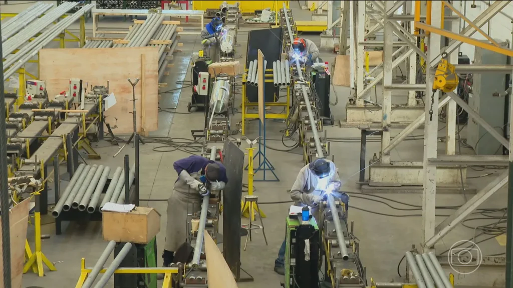 Exportações para EUA recuam 20,3% e superávit brasileiro encolhe 41% em setembro