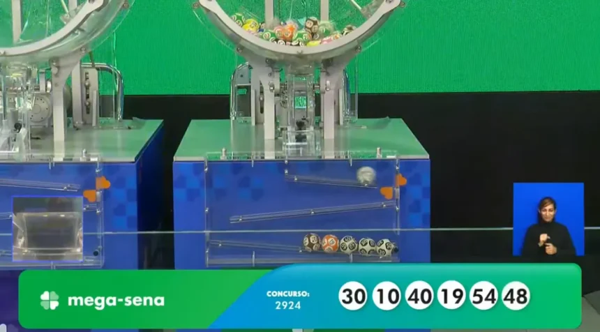 Mega-Sena 2.924 sorteia R$ 17,9 milhões; confira as dezenas