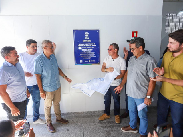 Governo de Sergipe entrega Mercado Municipal reformado e ambulância em Porto da Folha