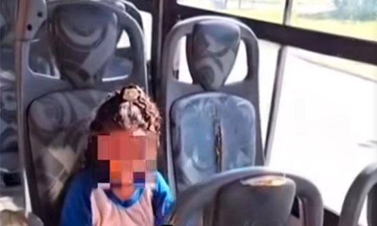 Criança é encontrada sozinha em ônibus escolar após fim da rota em São Cristóvão
