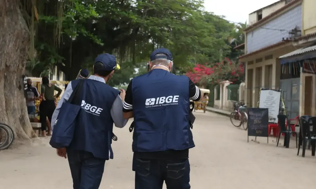 IBGE abre seleção com 9.590 vagas temporárias de nível médio; inscrições começam em 19 de novembro