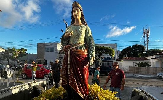 Romaria de Santa Luzia reúne fiéis neste domingo na Barra dos Coqueiros