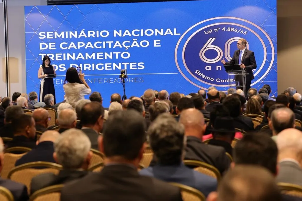 Sistema Confere/Cores celebra 60 anos com seminário de capacitação em Brasília