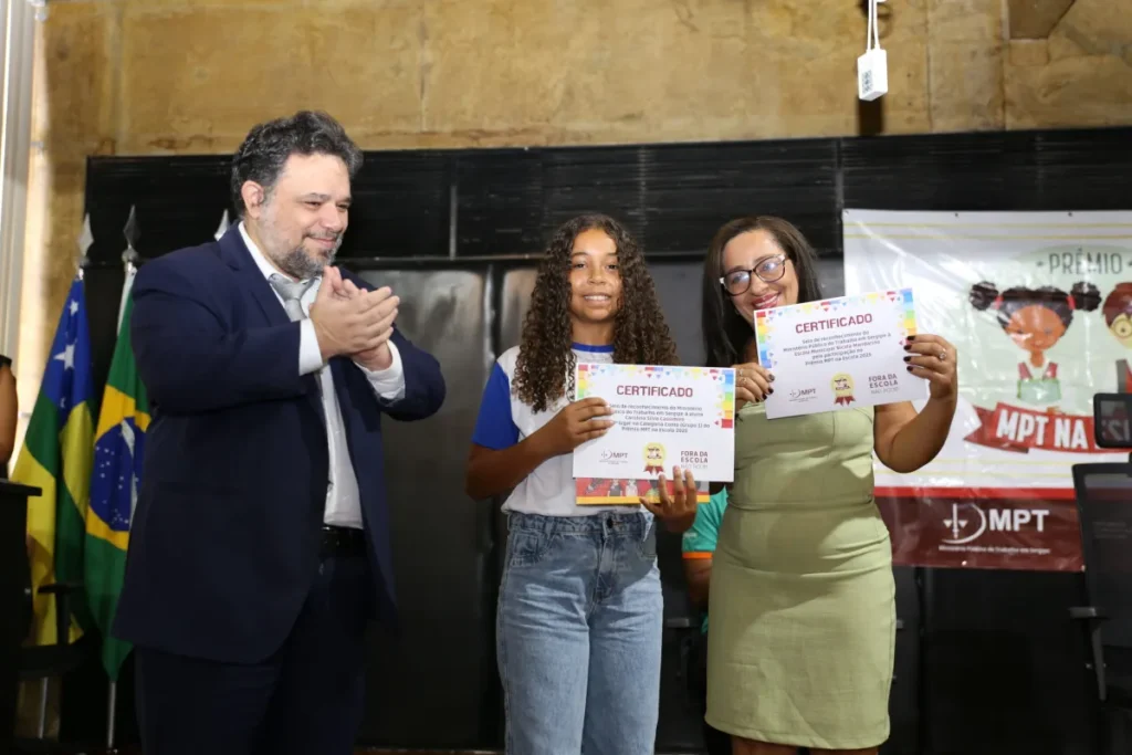 Estudantes de todas as regiões de Sergipe são premiados no MPT na Escola 2025