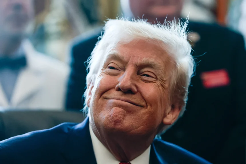 Trump afirma que EUA viverão “boom econômico” em 2026 e culpa Biden por inflação