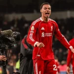 Liverpool vence Tottenham fora de casa e encosta no G4 da Premier League