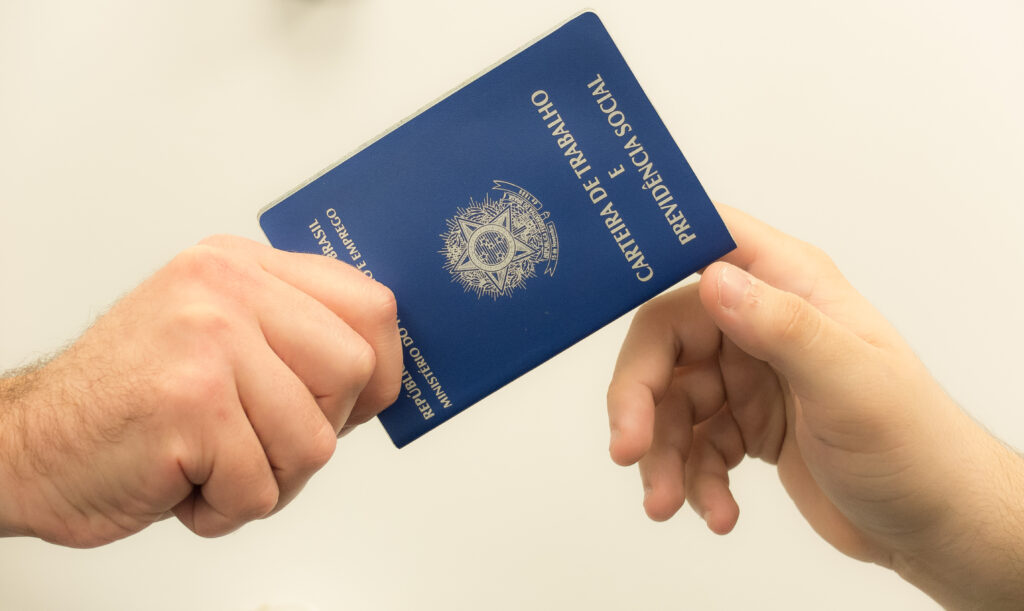 2546637443 desemprego carteira de trabalho economia fotospublicas 16