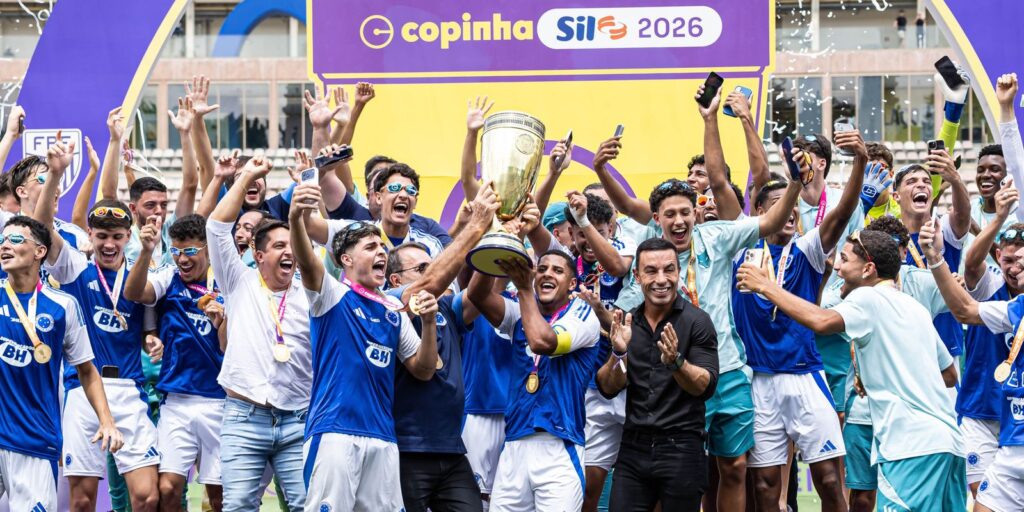 Cruzeiro vence São Paulo e encerra jejum de 19 anos com o bicampeonato da Copinha