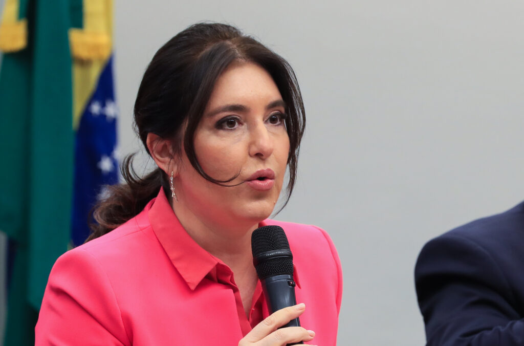 Simone Tebet deixará o Ministério do Planejamento até março para disputar as eleições de 2026