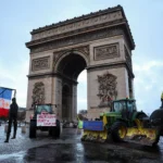 Agricultores franceses fecham vias de Paris em protesto contra acordo UE-Mercosul