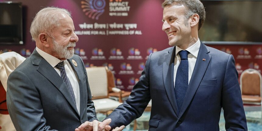 Lula e Macron articulam combate a crimes transnacionais na fronteira do Amapá com a Guiana Francesa