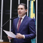 Na abertura do ano legislativo de 2026, Hugo Motta reafirma prerrogativa das emendas parlamentares