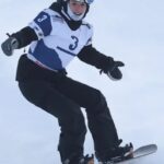 Vitória Machado é convocada para representar o Brasil no snowboard dos Jogos Paralímpicos de Inverno