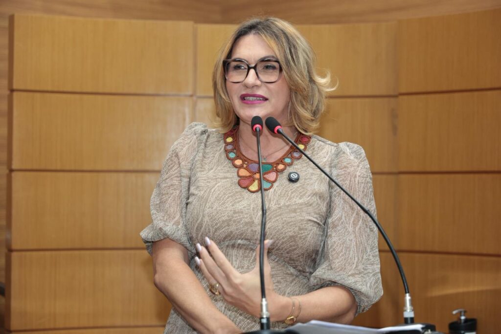 DEPUTADA LINDA BRASIL FOTO ARTHUR DAVILA