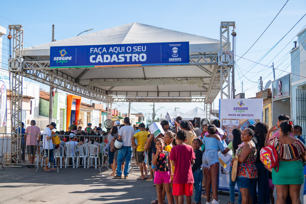Populacao de Japoata e beneficiada com mais de 160 servicos na 70a edicao do ‘Sergipe e aqui