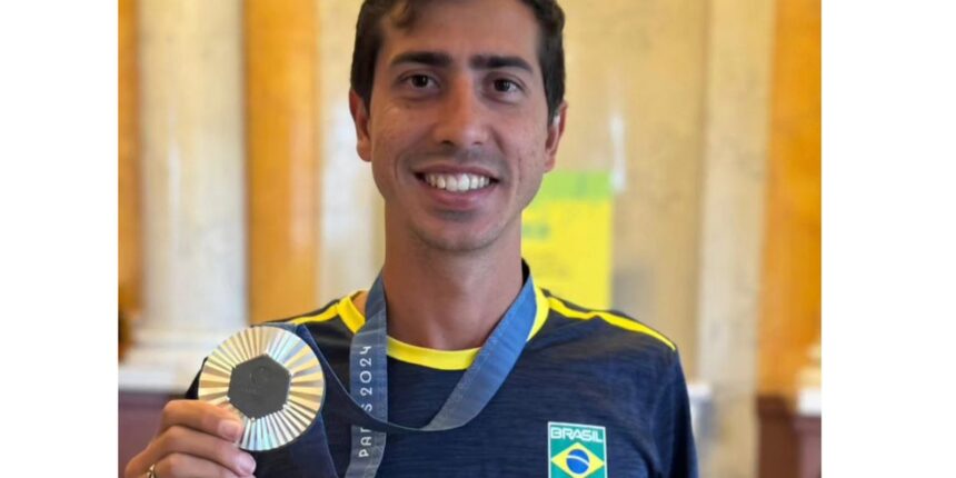 sim coisas grandiosas fez o senhor por nos por isso estamos alegres. salmos 126 3meus amigo
