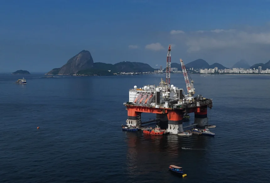 Juiz usa artigo inexistente e trava imposto de 12% sobre petróleo