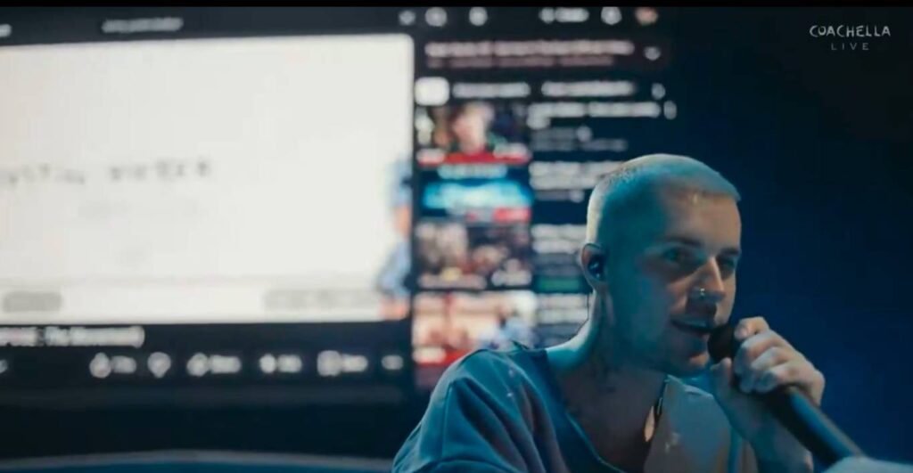 No Coachella 2026, Justin Bieber faz karaokê coletivo e resgata hits;