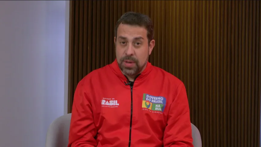 R,28 bi em jogo: Boulos admite revogar ‘taxa das blusinhas’
