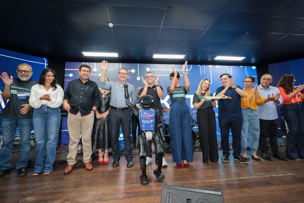 Governo de Sergipe premia estudantes na maior feira tecnologica da rede estadual