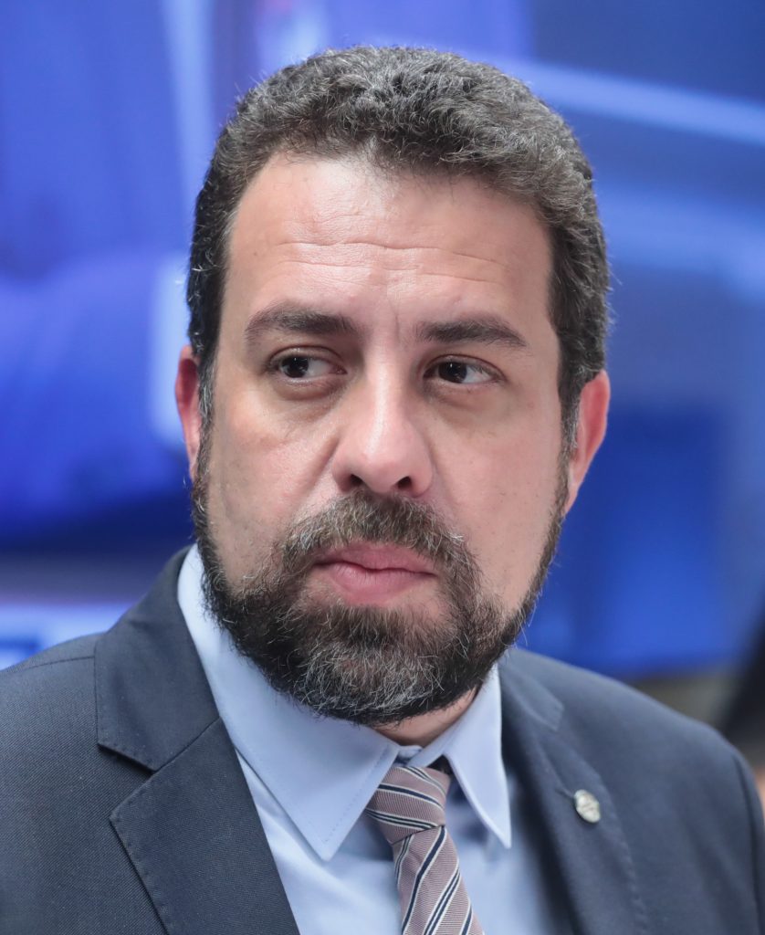 lula defende la rcio oliveira ap s vaias em an ncio da petro 20260530