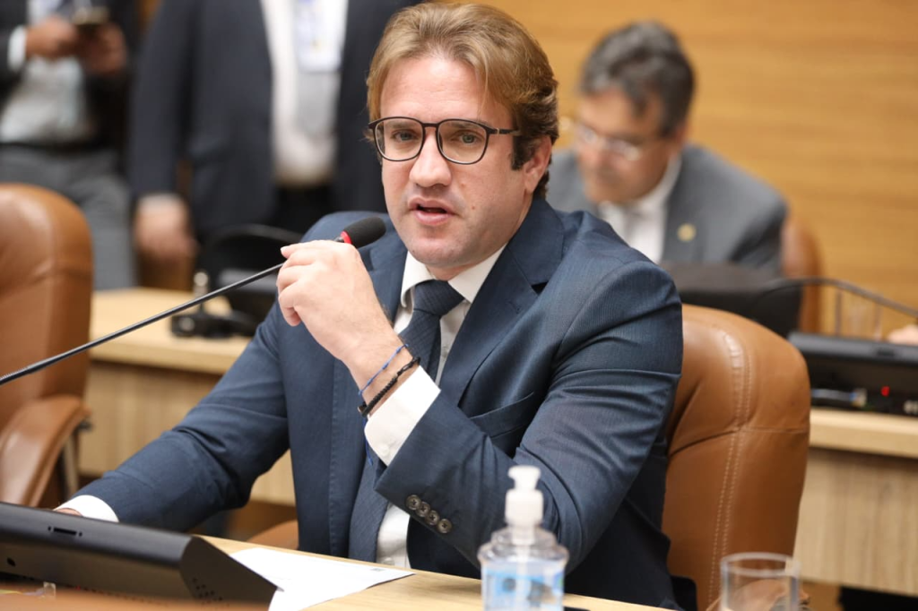 alese presta homenagem p stuma ao ex deputado jos gilton gar 20260616