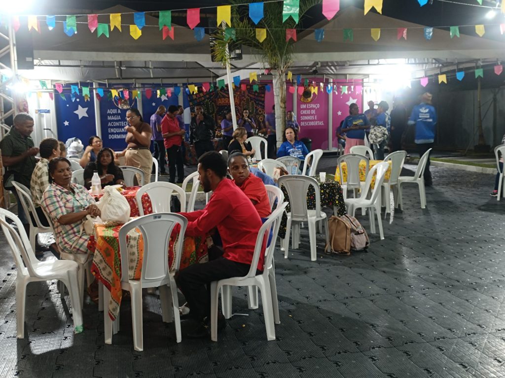 festa junina no espa o aconchego re ne catadores e fam lias 20260624