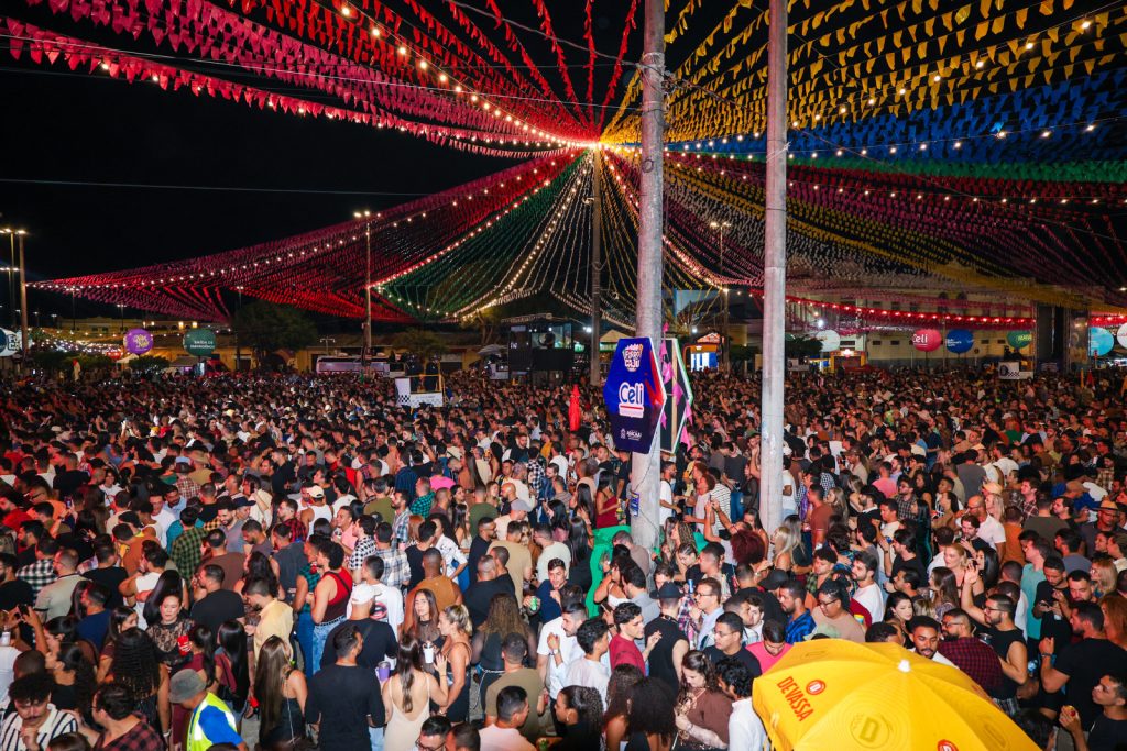 forr caju anima aracaju com diversidade musical na pra a dos 20260621
