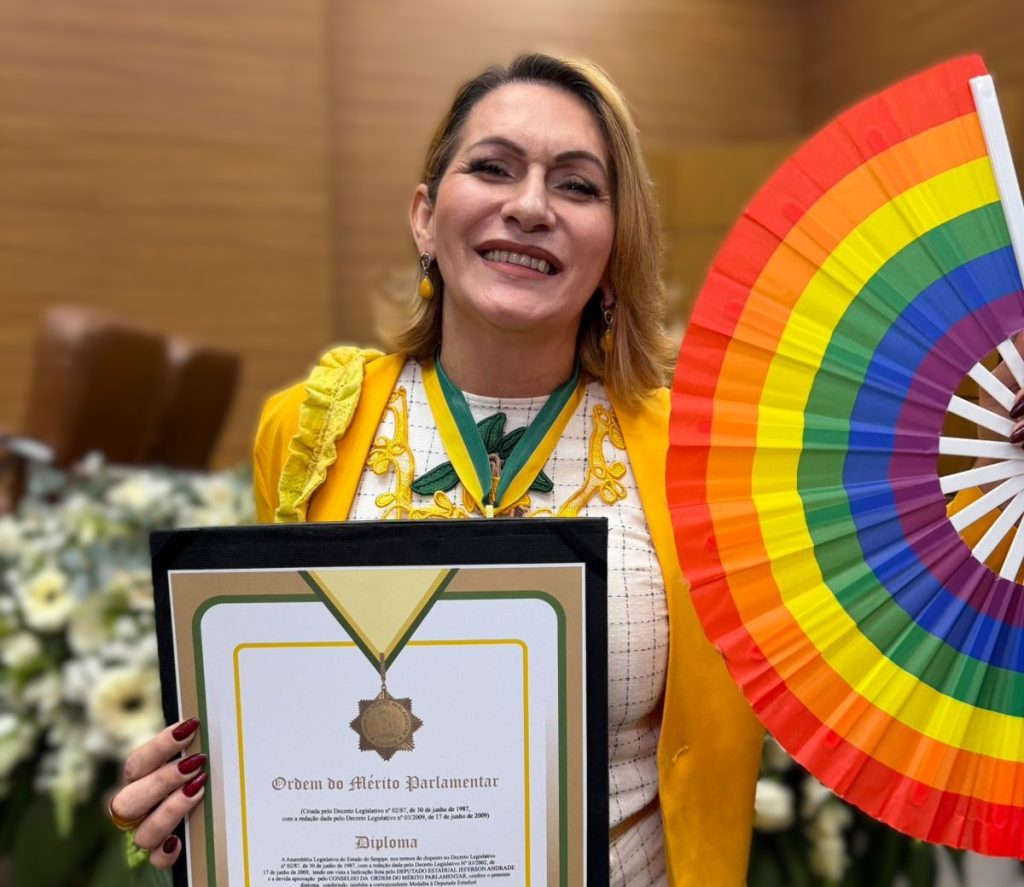 linda brasil homenageada na alese por ser 1 trans eleita em 20260609